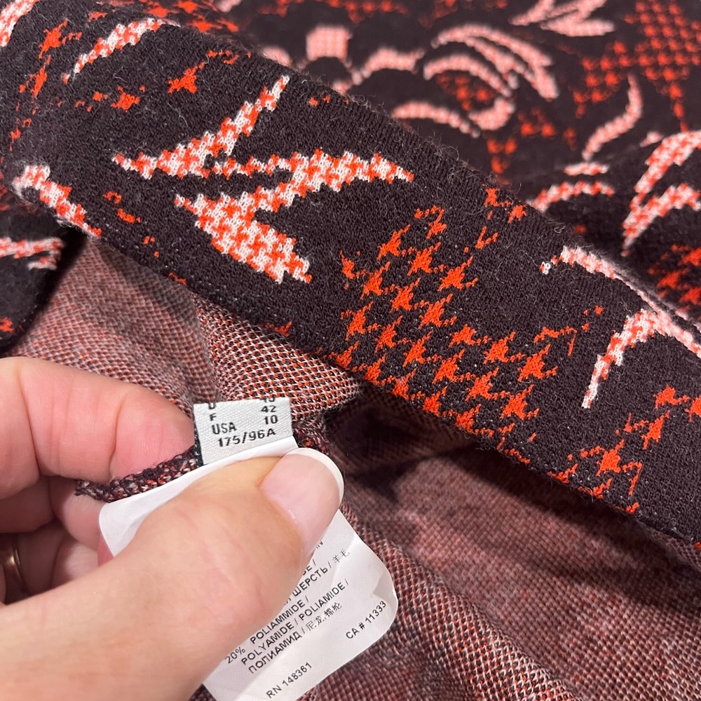 Pinko Textured Top - Picture 7 of 11